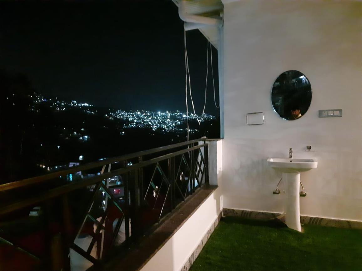 The Moonlight Stay - Shimla Eksteriør billede